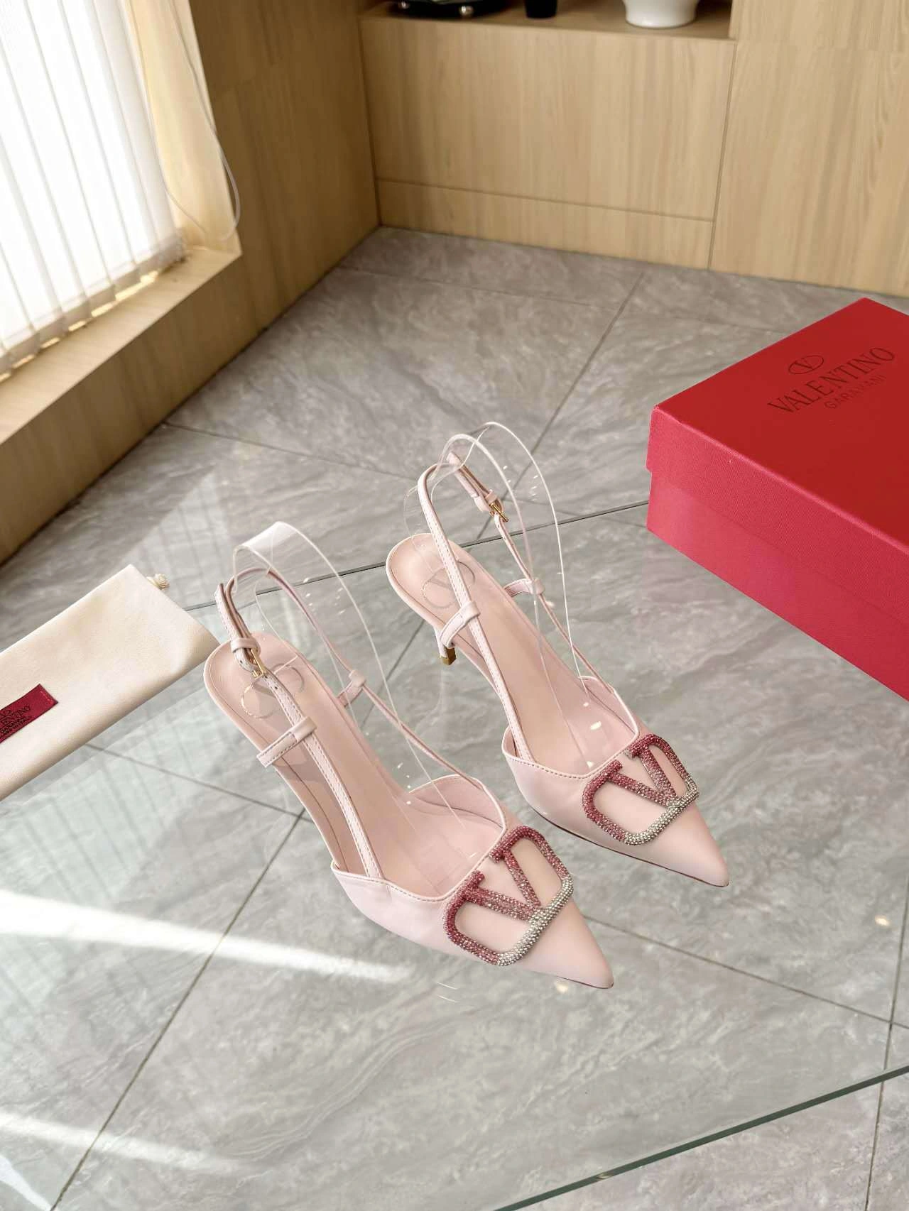 V1859ti9o 4W0S0R01QRFZXK sheepskin Heel height：7.5CM item:ET-X000A0902
